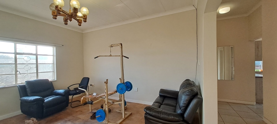 7 Bedroom Property for Sale in Bethlehem Free State